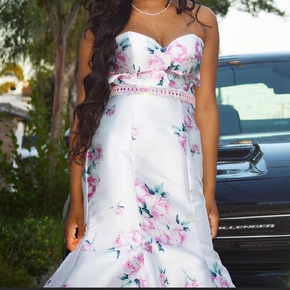 madison james floral prom dress - Picture 3 of 5
